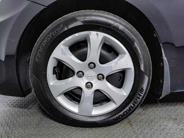Hyundai Solaris I с пробегом 2014 года, цена 875 000 рублей, 180000 км, седан, Автокод Объявления