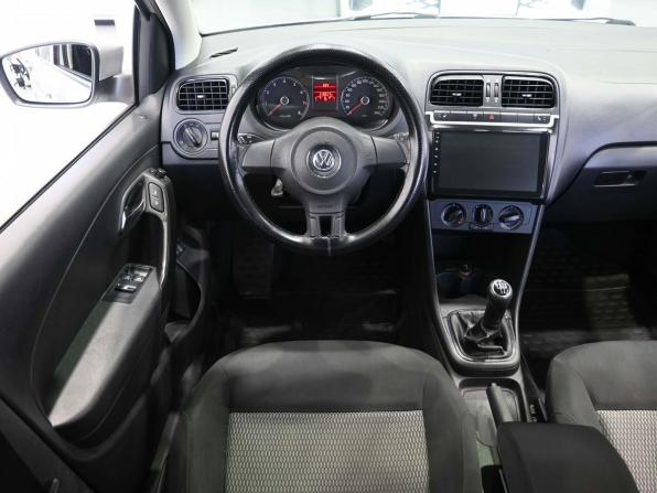 Volkswagen Polo V с пробегом 2012 года, цена 789 900 рублей, 218000 км, седан, Автокод Объявления