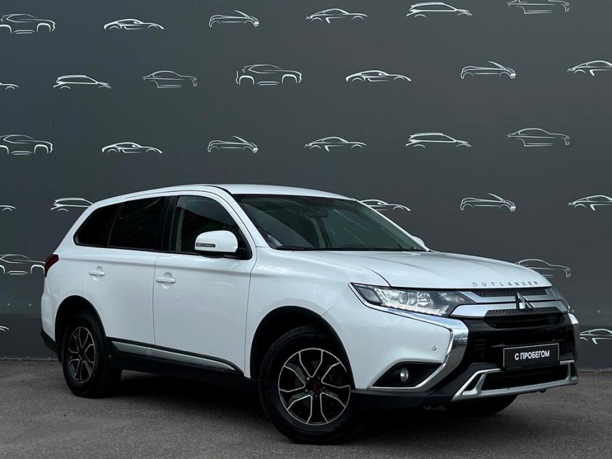 Mitsubishi Outlander III Рестайлинг 3 Санкт-Петербург  - изображение 3
