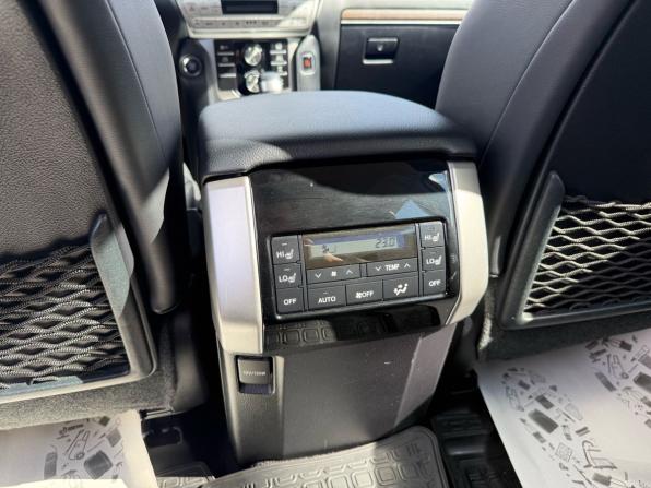 Toyota Land Cruiser Prado 150 Series Рестайлинг 2 с пробегом 2018 года, цена 6 170 000 рублей, 93454 км, внедорожник, Автокод Объявления