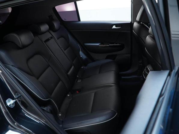 Kia Sportage IV Рестайлинг с пробегом 2021 года, цена 2 853 777 рублей, 36458 км, внедорожник, Автокод Объявления