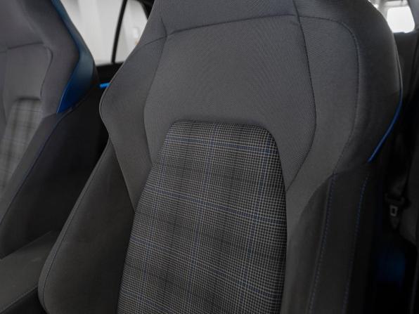 Volkswagen Golf VIII с пробегом 2020 года, цена 2 980 000 рублей, 61063 км, хэтчбек, Автокод Объявления