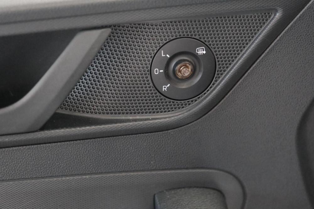 Skoda Rapid I Омск  - изображение 9