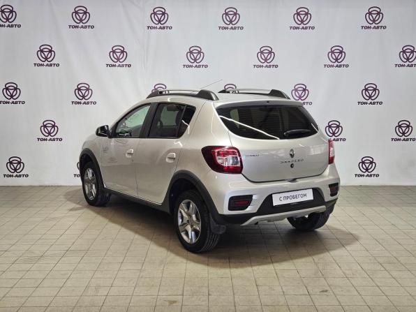 Renault Sandero II Рестайлинг с пробегом 2019 года, цена 1 148 000 рублей, 75655 км, хэтчбек, Автокод Объявления