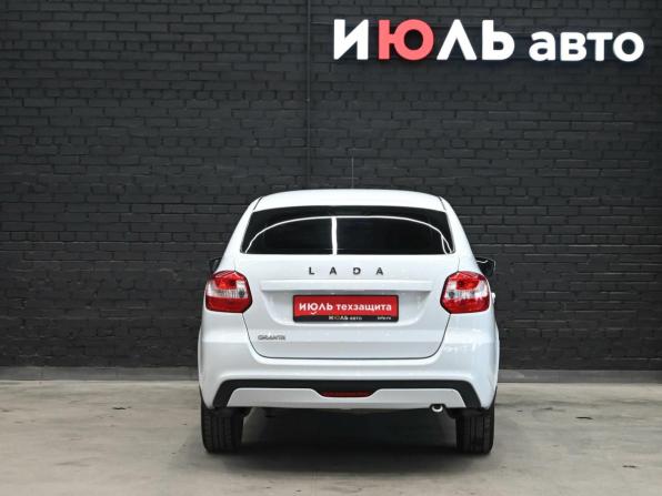 Lada (ВАЗ) Granta I Рестайлинг с пробегом 2022 года, цена 800 000 рублей, 96044 км, хэтчбек, Автокод Объявления