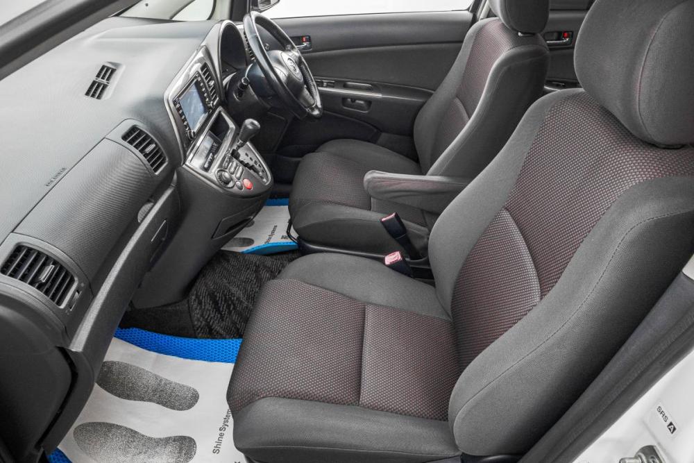 Toyota Wish I Барнаул  - изображение 18