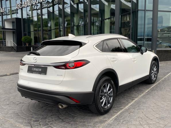 Mazda CX-4 I Рестайлинг с пробегом 2023 года, цена 2 699 000 рублей, 32314 км, внедорожник, Автокод Объявления