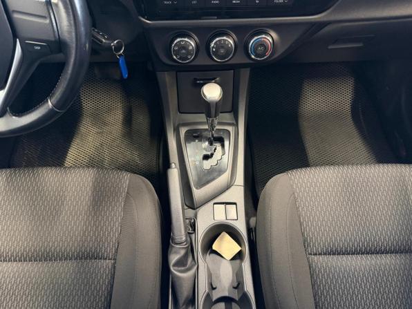 Toyota Corolla XI (E160 E170 E180) с пробегом 2015 года, цена 1 250 000 рублей, 165000 км, седан, Автокод Объявления