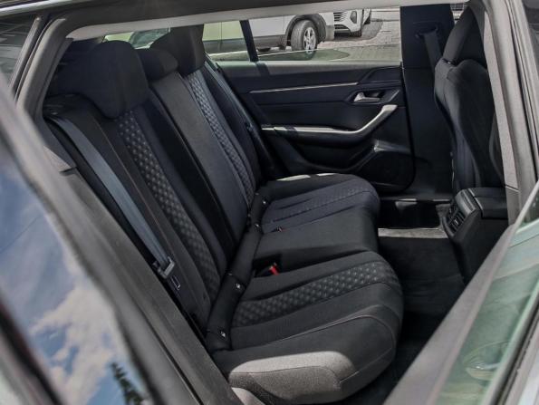 Peugeot 508 II с пробегом 2021 года, цена 1 640 000 рублей, 228332 км, универсал, Автокод Объявления