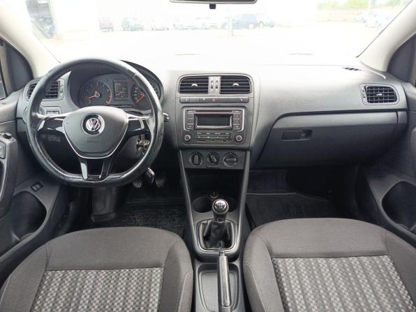 Volkswagen Polo V Рестайлинг с пробегом 2015 года, цена 720 000 рублей, 112882 км, седан, Автокод Объявления