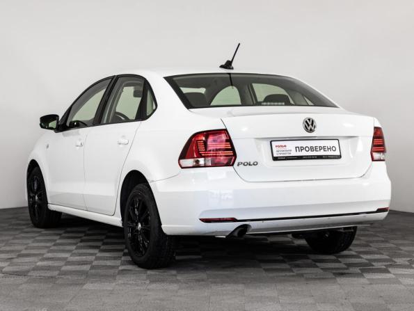 Volkswagen Polo V Рестайлинг с пробегом 2017 года, цена 929 000 рублей, 174140 км, седан, Автокод Объявления