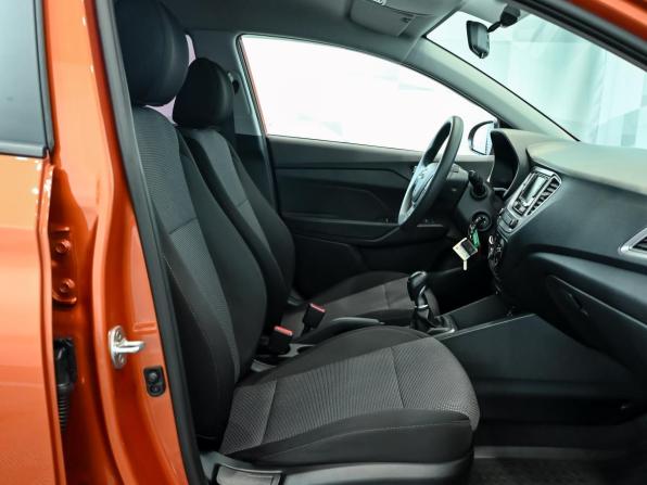 Hyundai Solaris II Рестайлинг с пробегом 2022 года, цена 1 830 000 рублей, 49232 км, седан, Автокод Объявления