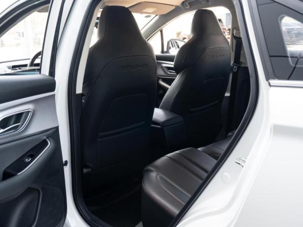 BAIC U5 Plus с пробегом 2023 года, цена 1 295 000 рублей, 34833 км, седан, Автокод Объявления