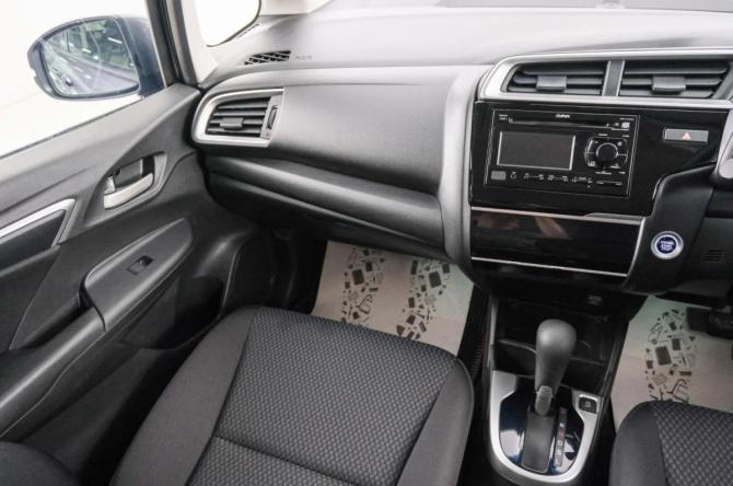 Honda Fit III Рестайлинг с пробегом 2019 года, цена 1 349 000 рублей, 18584 км, хэтчбек, Автокод Объявления