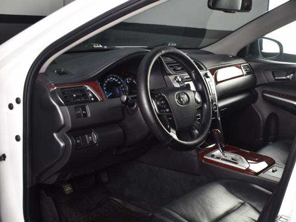 Toyota Camry VII (XV50) с пробегом 2013 года, цена 1 674 997 рублей, 244371 км, седан, Автокод Объявления