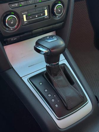 Skoda Octavia II (A5) Рестайлинг с пробегом 2013 года, цена 875 000 рублей, 245460 км, лифтбек, Автокод Объявления