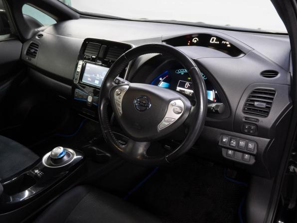 Nissan Leaf I (ZE0/AZE0) с пробегом 2014 года, цена 799 000 рублей, 77390 км, хэтчбек, Автокод Объявления