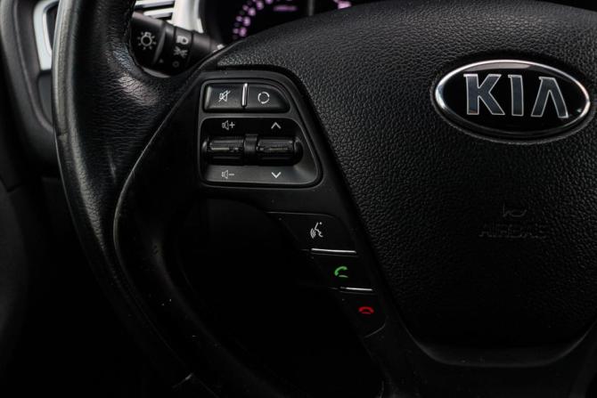 Kia Ceed II с пробегом 2013 года, цена 1 090 000 рублей, 143042 км, хэтчбек, Автокод Объявления