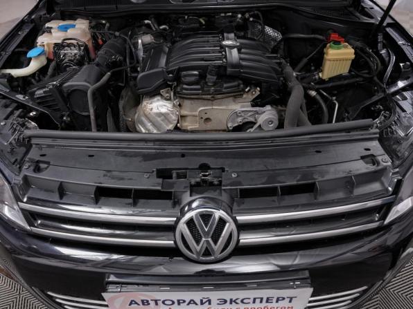 Volkswagen Touareg II с пробегом 2010 года, цена 1 750 000 рублей, 211364 км, внедорожник, Автокод Объявления