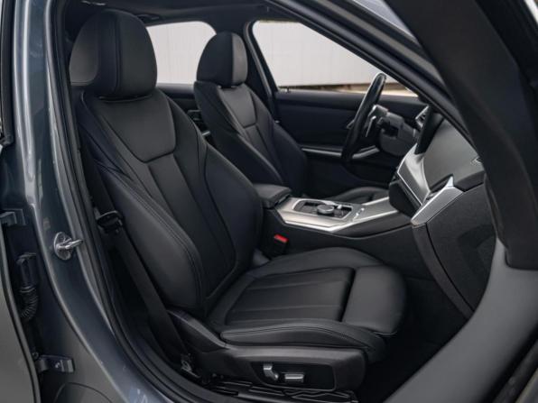 BMW 3 серии VII (G2x) Рестайлинг с пробегом 2023 года, цена 7 970 000 рублей, 27086 км, седан, Автокод Объявления