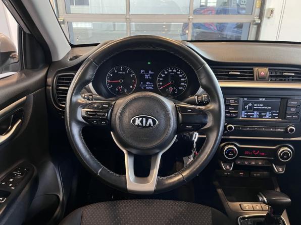 Kia Rio IV Рестайлинг с пробегом 2020 года, цена 1 545 000 рублей, 100298 км, седан, Автокод Объявления