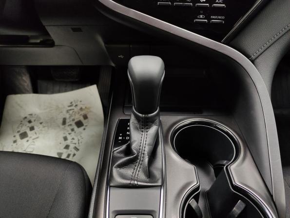 Toyota Camry VIII (XV70) Рестайлинг с пробегом 2021 года, цена 2 550 000 рублей, 89309 км, седан, Автокод Объявления