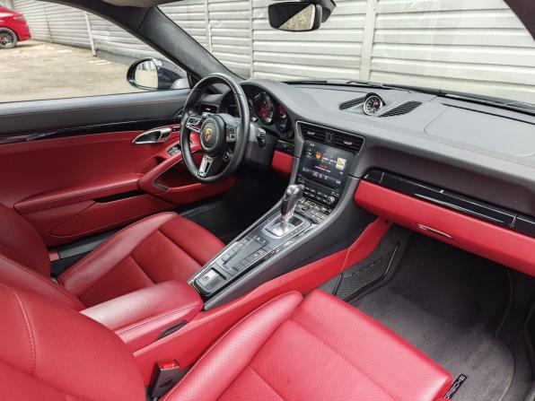Porsche 911 VII (991) Рестайлинг с пробегом 2017 года, цена 10 800 000 рублей, 20026 км, купе, Автокод Объявления