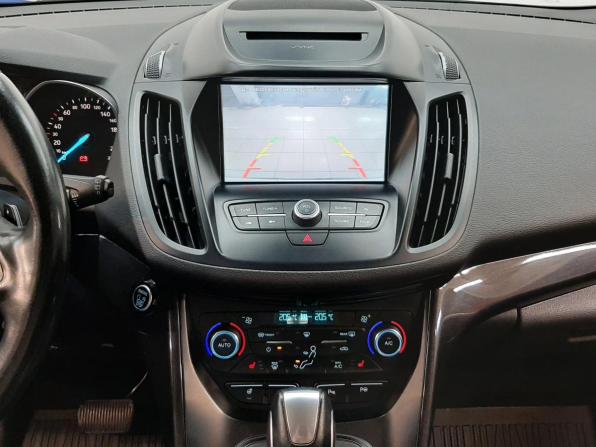 Ford Kuga II Рестайлинг с пробегом 2017 года, цена 1 499 000 рублей, 171608 км, внедорожник, Автокод Объявления