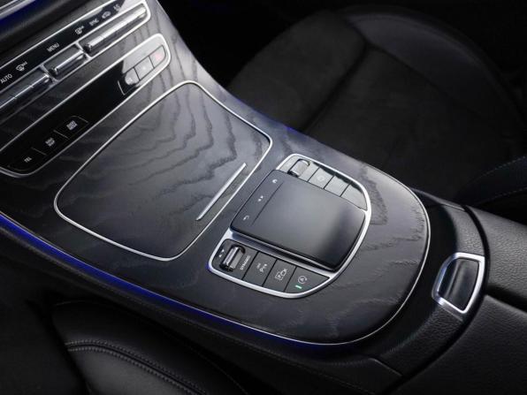 Mercedes-Benz E-Класс V (W213 S213 C238) Рестайлинг с пробегом 2021 года, цена 3 890 046 рублей, 95198 км, седан, Автокод Объявления