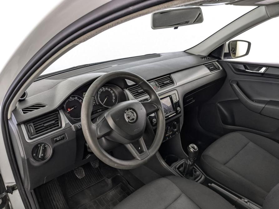 Skoda Rapid I Рестайлинг Москва  - изображение 15