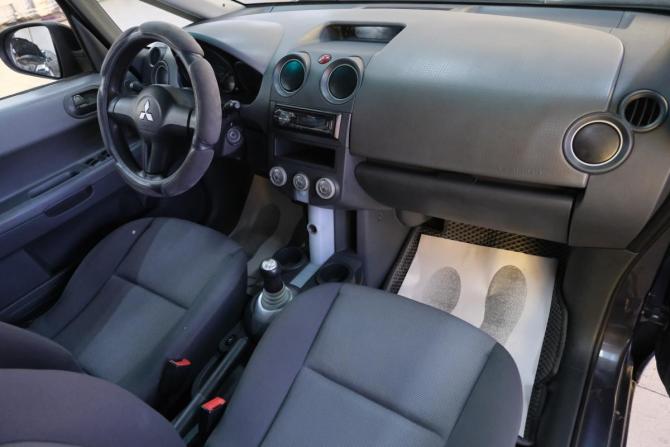 Mitsubishi Colt VI (Z20/Z30) с пробегом 2006 года, цена 619 000 рублей, 196500 км, хэтчбек, Автокод Объявления