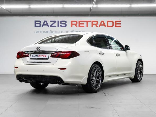 Infiniti Q70 I Рестайлинг с пробегом 2015 года, цена 2 200 000 рублей, 155271 км, седан, Автокод Объявления