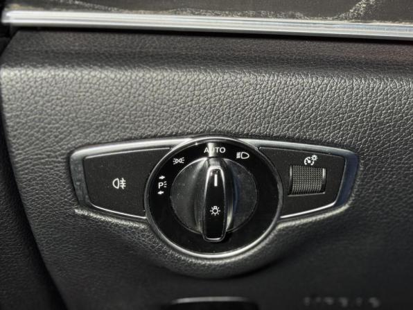 Mercedes-Benz E-Класс V (W213 S213 C238) с пробегом 2018 года, цена 4 049 000 рублей, 80057 км, кабриолет, Автокод Объявления