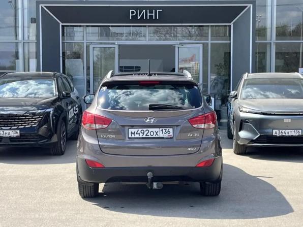 Hyundai ix35 I с пробегом 2011 года, цена 900 000 рублей, 262505 км, внедорожник, Автокод Объявления