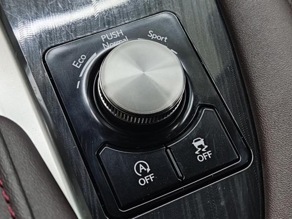 Lexus RX IV Рестайлинг с пробегом 2022 года, цена 5 600 000 рублей, 76705 км, внедорожник, Автокод Объявления