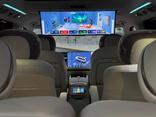Новый Lynk &amp; Co 900 2025 года, цена 7 450 000 рублей, внедорожник, Автокод Объявления