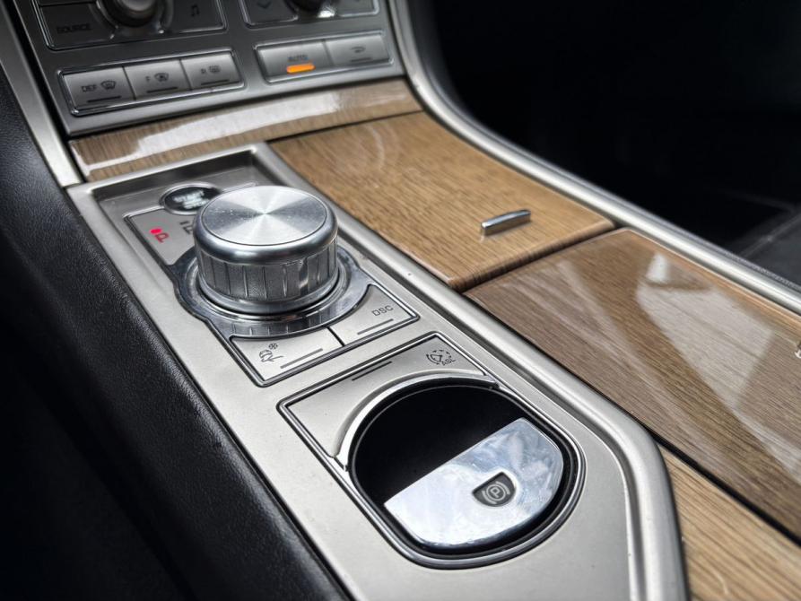 Jaguar XF I Москва  - изображение 19