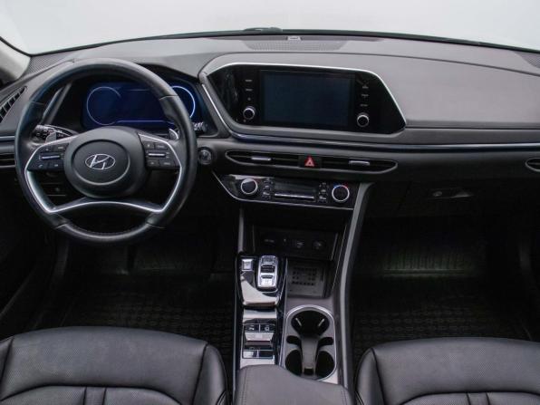 Hyundai Sonata VIII (DN8) с пробегом 2022 года, цена 2 534 000 рублей, 61700 км, седан, Автокод Объявления