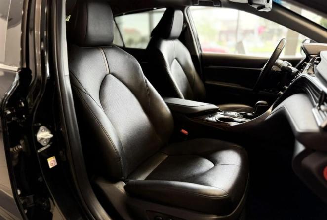 Toyota Camry VII (XV50) Рестайлинг 2 с пробегом 2018 года, цена 2 850 000 рублей, 103500 км, седан, Автокод Объявления