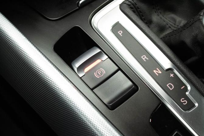 Audi Q5 I (8R) с пробегом 2010 года, цена 1 850 000 рублей, 89732 км, внедорожник, Автокод Объявления