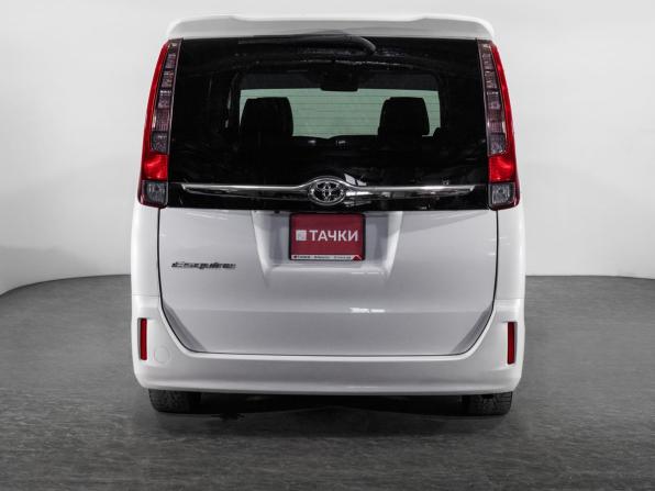 Toyota Esquire I с пробегом 2016 года, цена 2 048 500 рублей, 199214 км, минивэн, Автокод Объявления