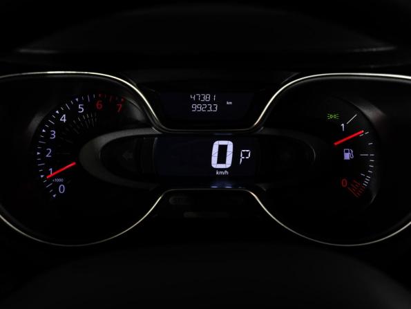 Renault Kaptur I Рестайлинг с пробегом 2022 года, цена 1 749 000 рублей, 47379 км, внедорожник, Автокод Объявления