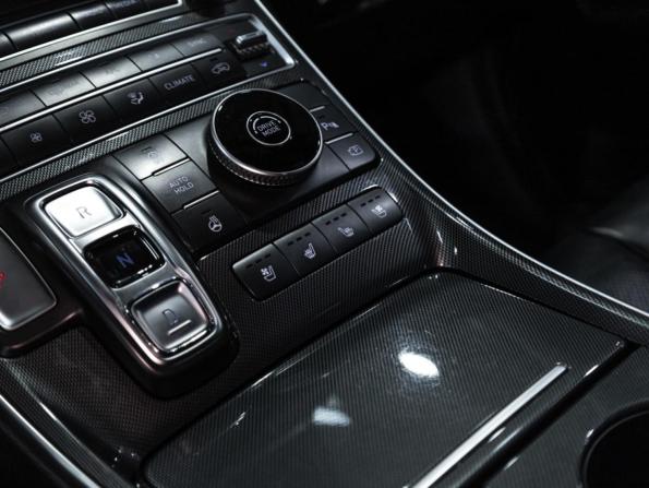 Hyundai Santa Fe IV Рестайлинг с пробегом 2020 года, цена 3 275 000 рублей, 86656 км, внедорожник, Автокод Объявления
