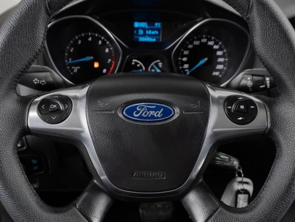 Ford Focus III с пробегом 2011 года, цена 939 000 рублей, 155493 км, хэтчбек, Автокод Объявления