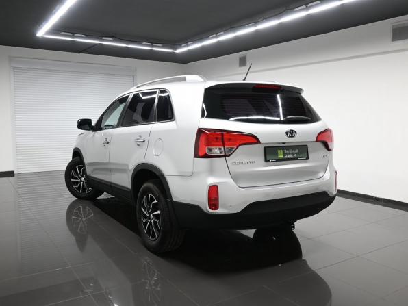 Kia Sorento II Рестайлинг с пробегом 2014 года, цена 1 795 000 рублей, 240250 км, внедорожник, Автокод Объявления