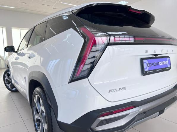 Geely Atlas II с пробегом 2024 года, цена 3 050 000 рублей, 6705 км, внедорожник, Автокод Объявления