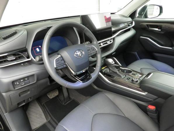 Toyota Highlander IV (XU70) с пробегом 2025 года, цена 5 940 000 рублей, 50 км, внедорожник, Автокод Объявления