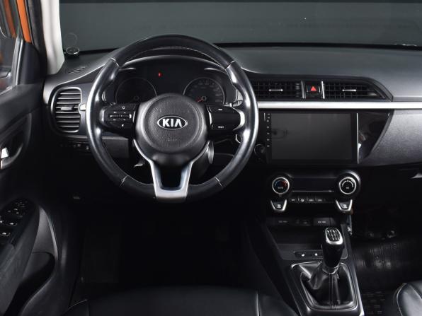 Kia Rio IV с пробегом 2017 года, цена 944 995 рублей, 261759 км, седан, Автокод Объявления