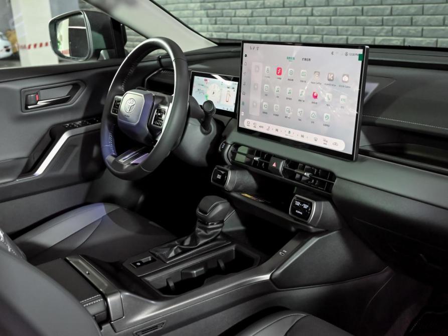 Toyota RAV4 VI (XA60) Екатеринбург  - изображение 20
