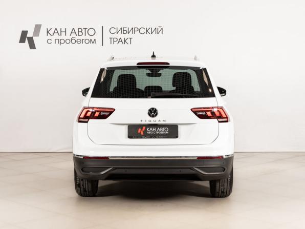 Volkswagen Tiguan II Рестайлинг с пробегом 2021 года, цена 2 938 300 рублей, 39057 км, внедорожник, Автокод Объявления